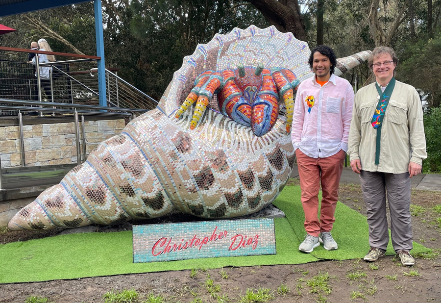 Carlos and Chris and Sculpture 900
